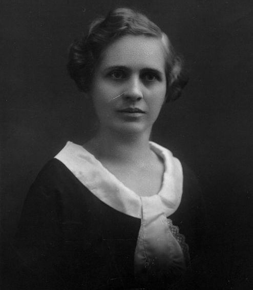 ملف:Mother of Stepan Bandera.jpg