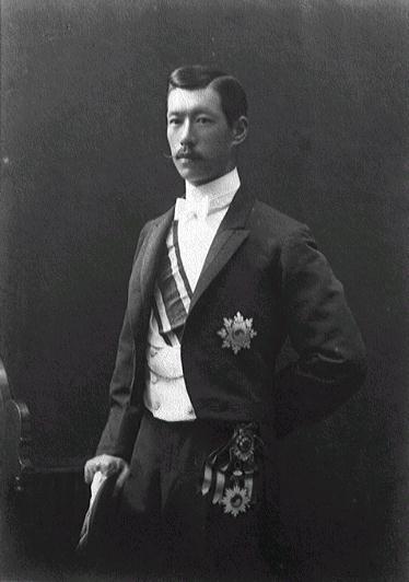 ملف:Tokugawa Yorimichi.jpg
