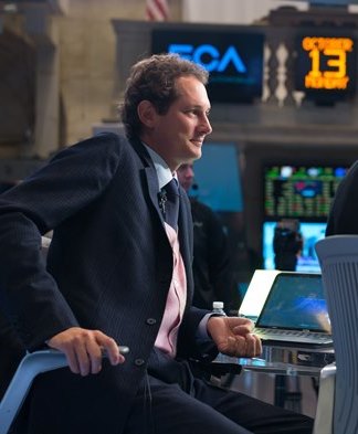 ملف:John Elkann FCA Wall Street.jpg