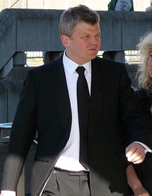 ملف:Adrian Chiles at the BAFTA's Cropped.jpg