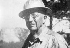 J Harlen Bretz.jpg
