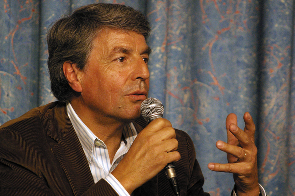 ملف:Alain Genestar.Photo Ph.BRIZARD.jpg