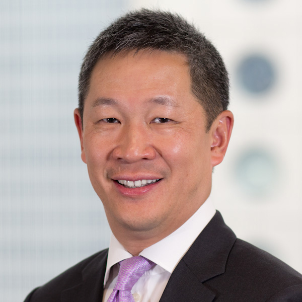 ملف:Carl Chien 201211 in HK.jpg