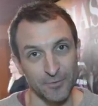 ملف:Julián Villagrán.jpg