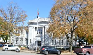 Barry County Courthouse in Cassville