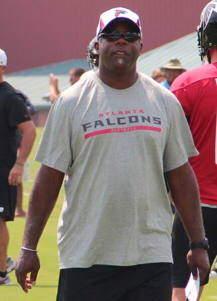 ملف:Tim Lewis 2013.jpg