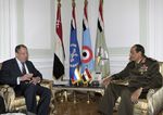 وزير الخارجية الروسي سرگي لاڤروڤ يلتقي رئيس المجلس العسكري المشير حسين طنطاوي في 10 مارس 2012.
