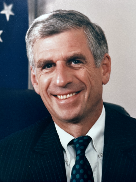 ملف:John Danforth.png