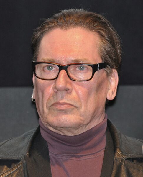 ملف:Matti Onnismaa.jpg
