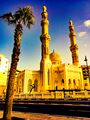 المسجد من الخارج.