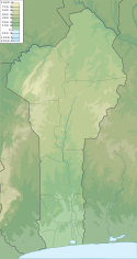 Location map/data/Benin is located in بنين