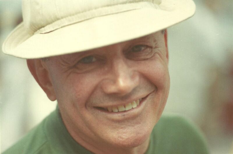 ملف:George Glass.jpg
