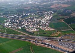 Kfar Chabad.jpg