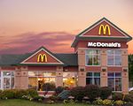McDonald's Canada with a Playplace in Moncton, New Brunswick, كندا
