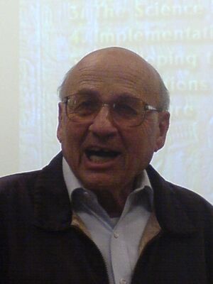 WalterKohnGraz21042006 1.jpg