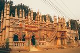 চিনি মসজিদ.jpg