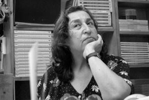Sennur Sezer.jpg