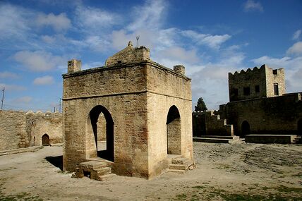 معبد نار في صورةخاني ومحيطه