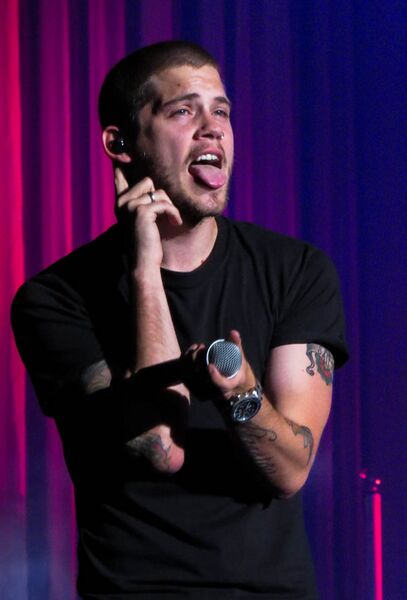 ملف:Tony Oller (cropped).jpg