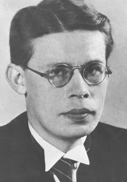 ملف:N. N. Bogoliubov (1930).jpg