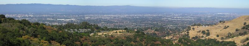ملف:AlumRockViewSiliconValley w (cropped).jpg