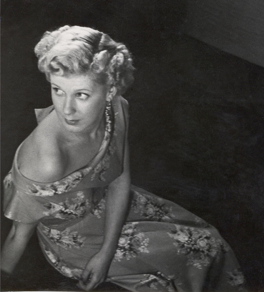 ملف:Viveca Serlachius.png