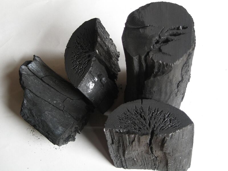 ملف:JapaneseOakCharcoal KuroSumi.jpg