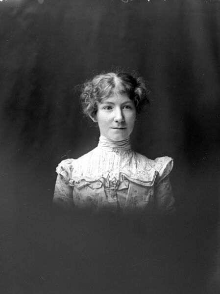 ملف:Isabel Meighen.jpg
