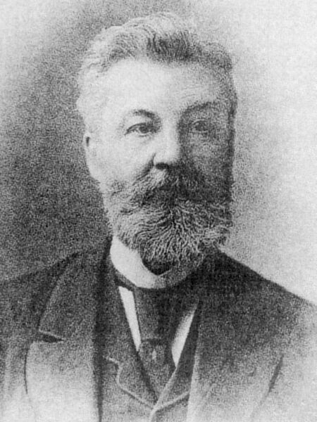 ملف:John Douglas (architect).jpg