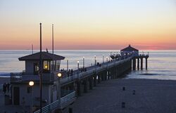 The Manhattan Beach Pier on a typical fall afternoon