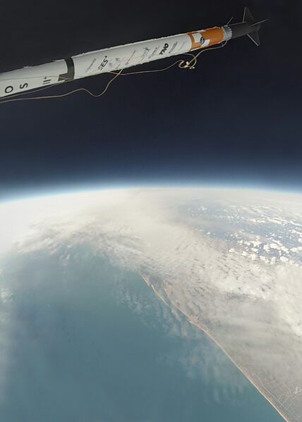 ملف:Stratos II+ at apogee.jpg