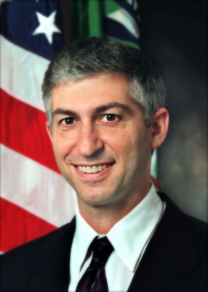 ملف:Stuart Levey.jpg
