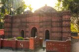 Jhenaidah PirPukurMosque 20Mar14 IMG 7017.jpg