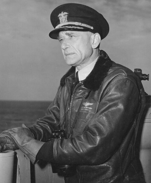 ملف:Captain Miles Browning.jpg