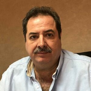 حسن مقلد