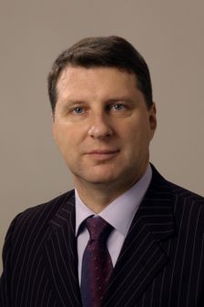 Raimonds Vējonis (2015–2019) 15 يونيو 1966 (العمر 59 سنة)