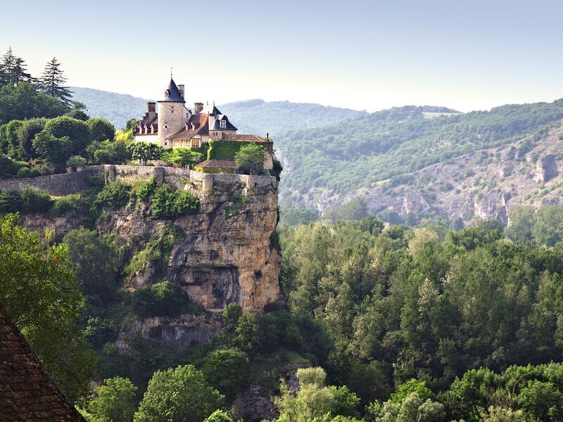 ملف:Lacave-Chateau Belcastel.jpg