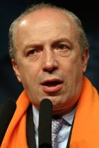 Pedro Santana Lopes served 2004–2005, born 1956 (age 69)