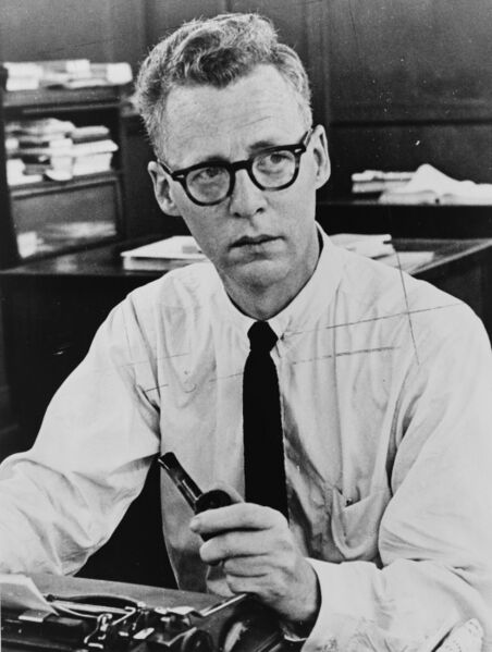 ملف:Murray Kempton.jpg