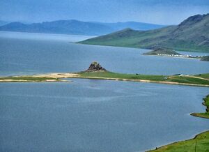 Terkhijn Tsagaan Nuur1 - panoramio.jpg