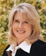 Tipper Gore (1993–2001) Born (1948-08-19)أغسطس 19, 1948 (age 77 years, 60 days)