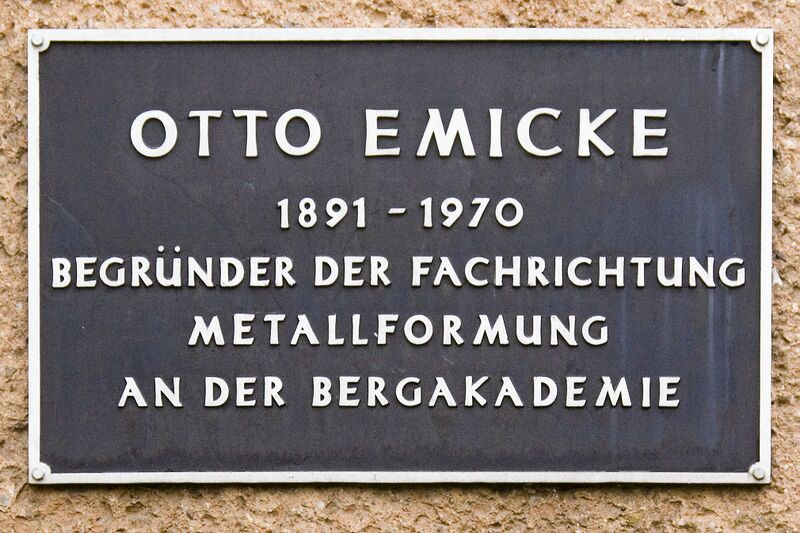 ملف:Otto Emicke plaque.jpg
